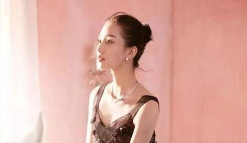 女明星爆料最新绯闻图片,女明星绯闻图片引发热议 第1张 女明星爆料最新绯闻图片,女明星绯闻图片引发热议 第1张